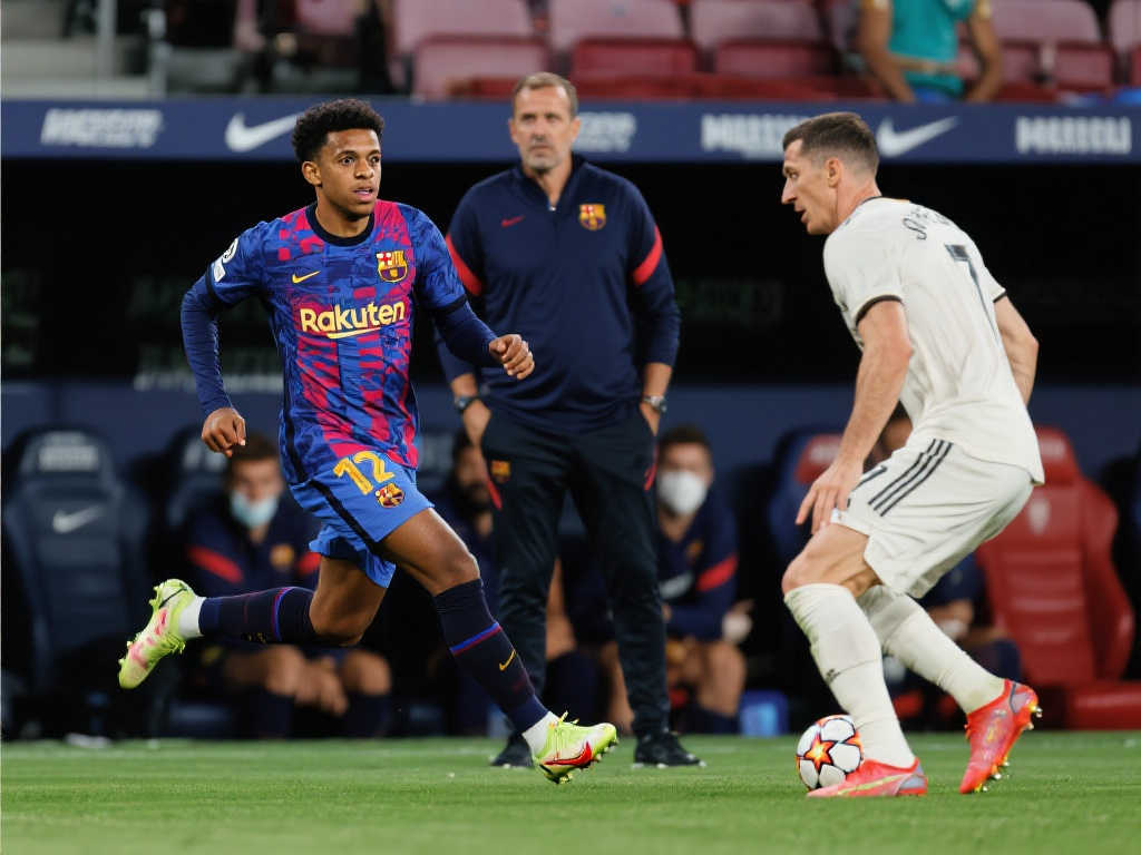 他可以接过 他可以接过